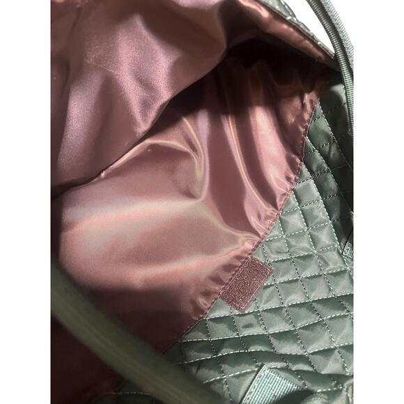 Bagstellar Green Quilted Weekender Tote Bag w/ Multi-Function Pockets - Picture 8 of 10